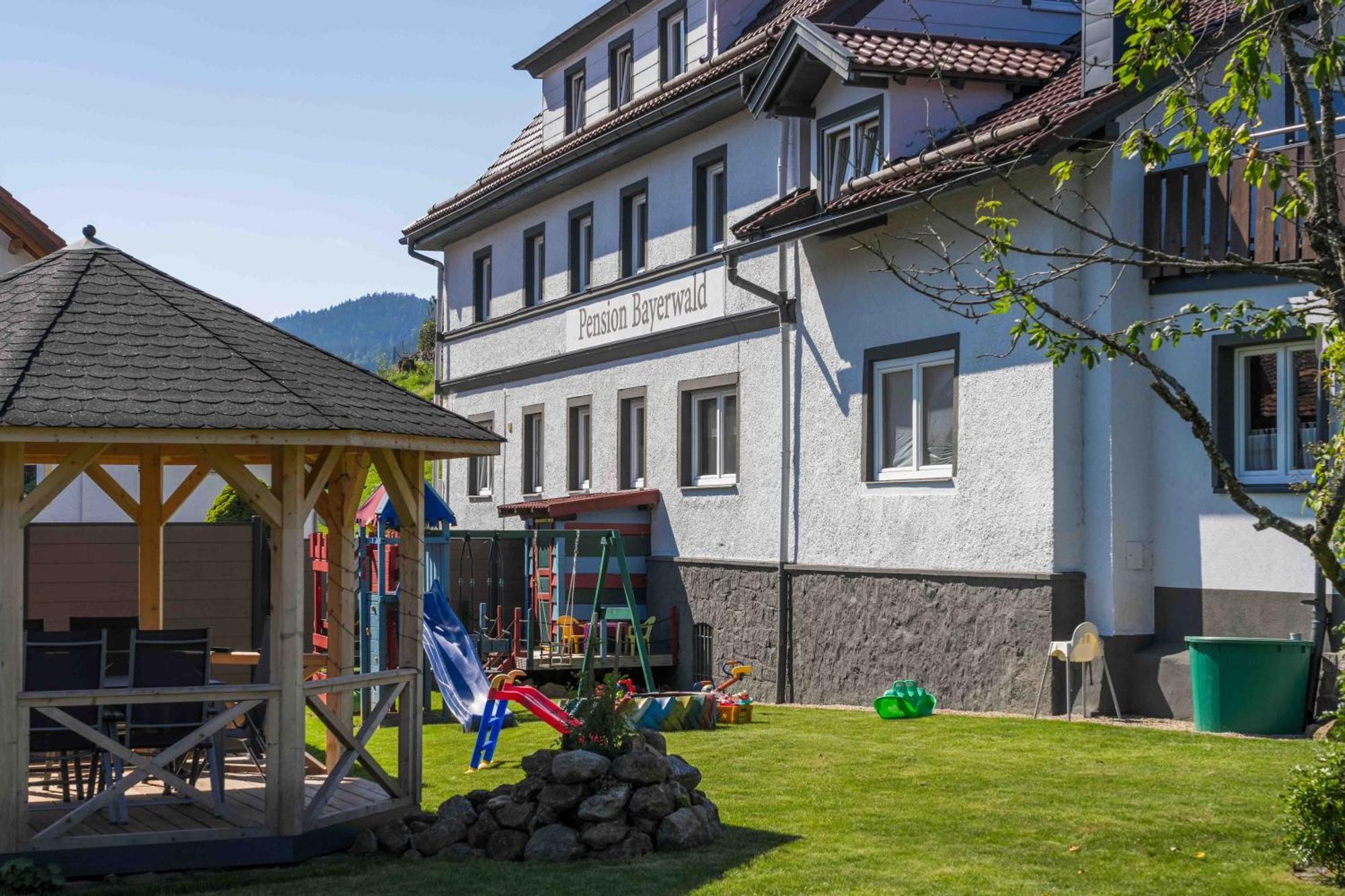 Pension Bayerwald Mit Ferienwohnung ボーデンマイス エクステリア 写真