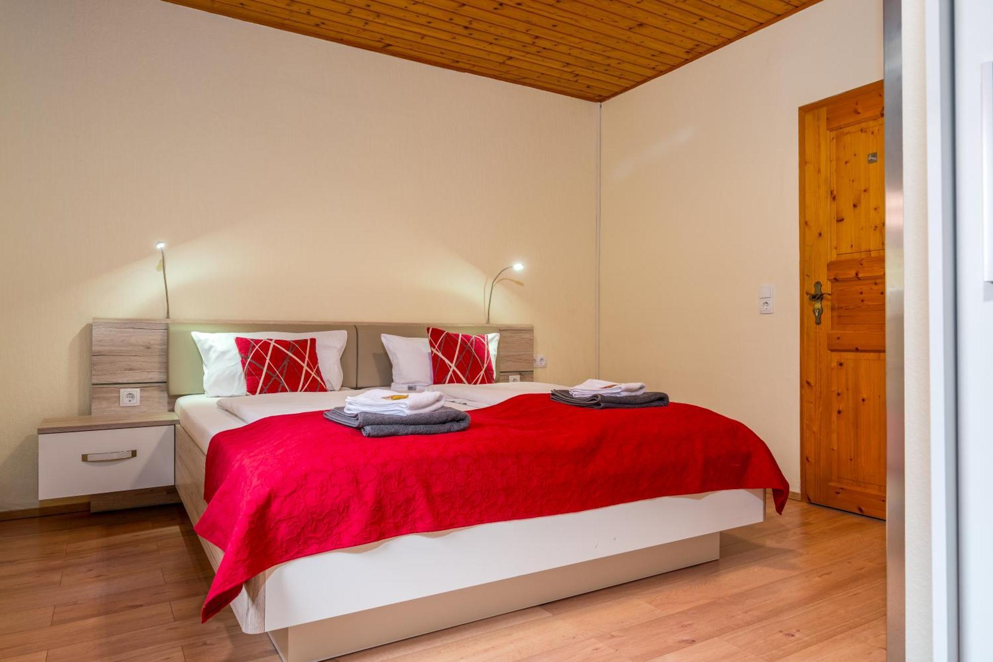 Pension Bayerwald Mit Ferienwohnung ボーデンマイス エクステリア 写真